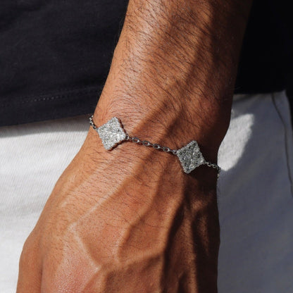 DOLAIR® Iced Clover Bracelet